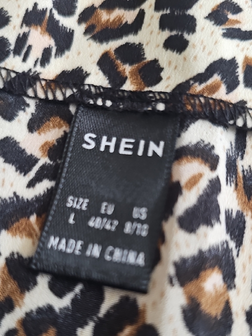 SHEIN Leopard Print Mini Skirt in Cream, Brown, Black - Picture 2 of 4